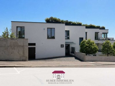 URBAN LIVING -  Penthouse in Halbhöhenlage – Dachterrasse, Panorama und Architektur zum Wohlfühlen