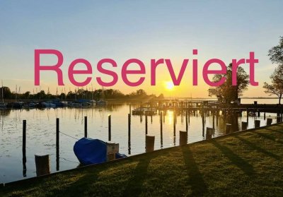 *Reserviert!* Doppelhaushälfte: viel Platz für die Familie mit schönem Garten und tollem Bergblick