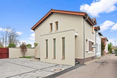 Charmantes Eigenheim:
Einfamilienhaus mit Wohlfühl-Atmosphäre frisch renoviert