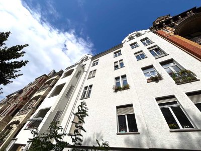 Altbaucharme mit Potenzial – 4-Zimmerwohnung im Wiesbadener Westend
