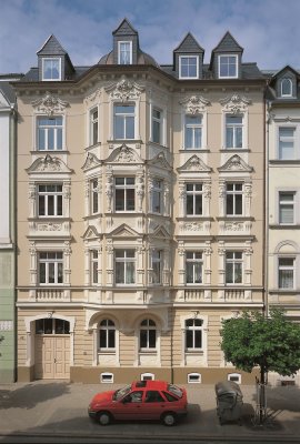 schöne 2 Zi. Wohnung mit Einbauküche und Balkon