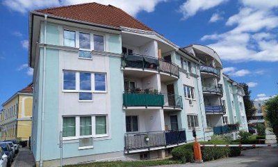 2-Zimmer-Mietwohnung | Top 1/10 | 2. OG mit Loggia.
