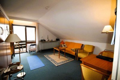 Bezauberndes, möbliertes Appartement mitten im Kurgebiet in sehr ruhiger Lage