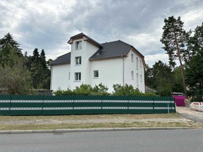 Frei & Einzugsbereit: Charmante 3-Zimmer-Wohnung mit Gartenanteil in Petershagen-Eggersdorf