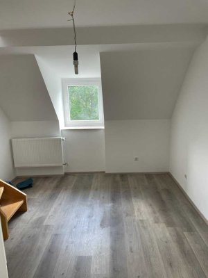 Schöne, geräumige 3-Zimmer-Maisonette-Wohnung
