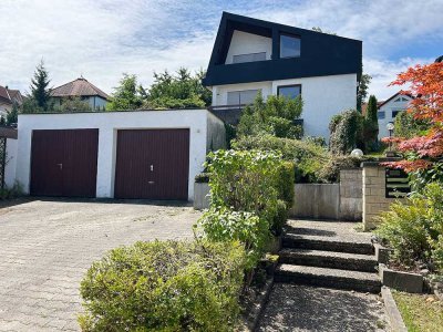 "Filderstadt: Rarität für 2 Generationen" Zweifamilienhaus mit besonderer Architektur und Garten
