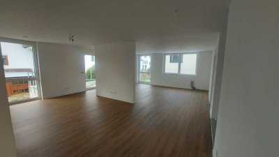Neubau Erstbezug 4-Zimmer Wohnung in Korb-Kleinheppach