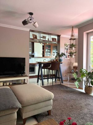 Gepflegte 3-Zimmer-Eigentumswohnung mit Parkblick, Balkon und TG-Platz in Eidelstedt/Stellingen!