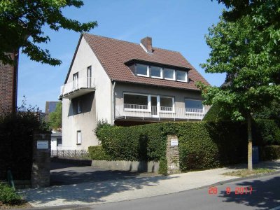 Schwerte - Innenstadtnähe, modernisierte, helle 3,5 Zi - Wohnung mit Balkon, Dachgeschoss