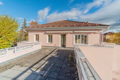 Traumhafte Dachterrassenwohnung in ruhiger Ortsrandlage