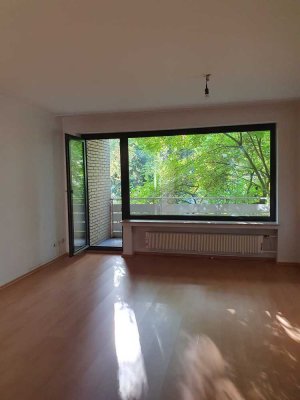 Freundliche und gepflegte 2-Zimmer-Wohnung mit Balkon in Krefeld