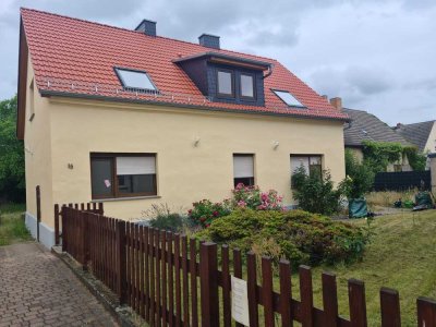 Renovierte, gut belichtete 3 Zimmer Wohnung