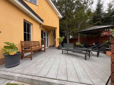 Einziehen und wohlfühlen; Top-gepflegtes Haus mit 5 Zimmern und schönem Garten