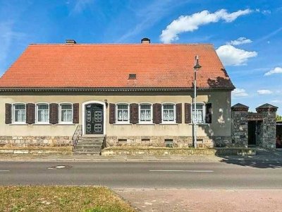 Historisches Anwesen mit großem Grundstück und Charme in Burgstall