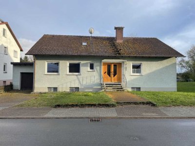 Einfamilienhaus in ruhiger Lage mit unverbaubarem Blick ins Grüne