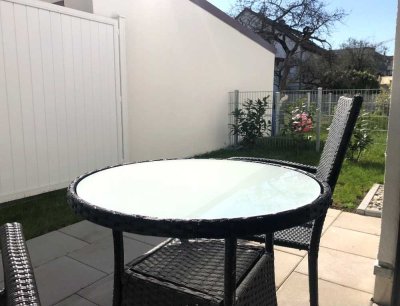 TOP Lage! moderne 3 Zimmer EG Wohnung mit Terrasse und Garten