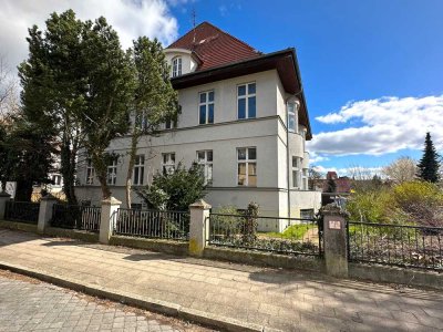 Architektenvilla, Einfamilienhaus und Baugrundstück in Güstrow