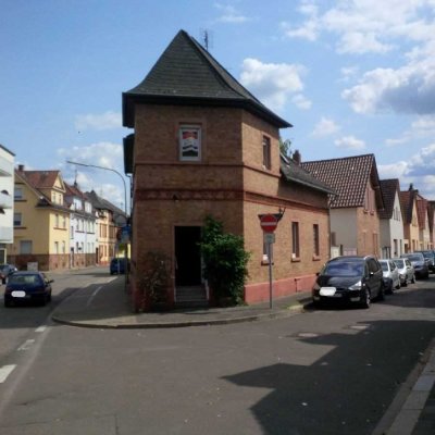 ++6,7% Mietrendite oder eigennutz++komplett sanierte 3-4 ZKB Wohnung++Balkon++neue Heizung