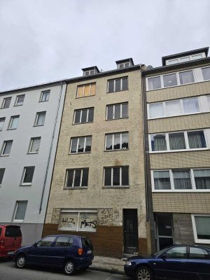 Sanierungsbedürftiges Wohnhaus (6 Whg)  in Aachen Frankenberger Viertel
