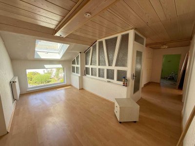 Tolle 4-Zimmer-Wohnung: ruhige Lage, TOP- Anbindung nach Frankfurt - Balkon & Gartenmitbenutzung