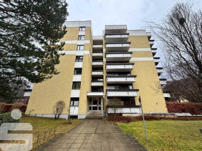 EIN-ZIMMER APPRTEMENT MIT AUSBLICK