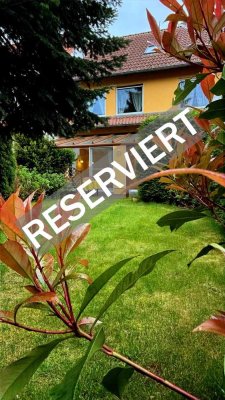 RESERVIERT: Schönes Reihenhaus im Grünen mit guter Anbindung