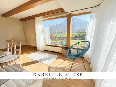 2-Familienhaus, Toplage, Topsicht, großer Garten, Doppelgarage, Stellplätze!