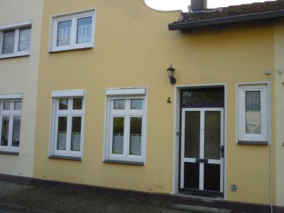Reihenmittelhaus in Lübeck-Kücknitz-Herrenwyk zu verkaufen, von privat an privat, bitte keine Makler
