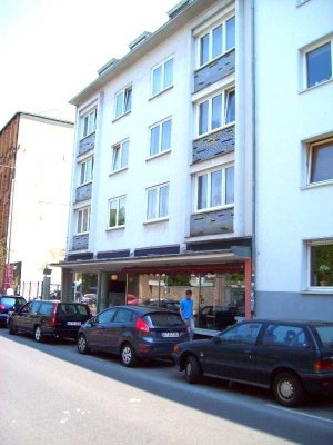 Geräumige WG-geeignete 3-Zimmer-Wohnung in Aachen, Nähe Markt
