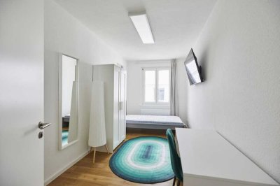 TOP ZUSTAND, WG-Neugründung, möblierte WG, Einbauküche, Stgt.-Ost gegenüber Parkanlage Villa Berg