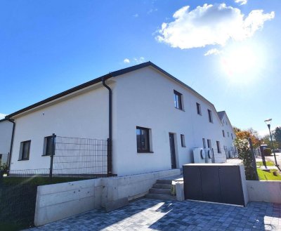 Exklusives Doppelhaus in beständiger Ziegelbauweise Haus 5 Top 1