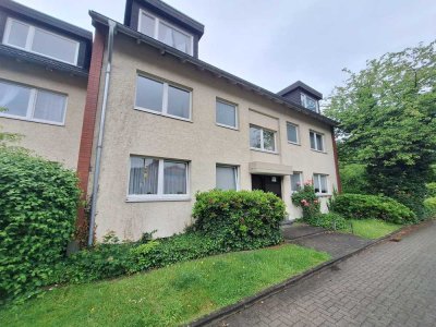 Schöne 2 Zimmer Dachgeschoss Wohnung, ruhig gelegen