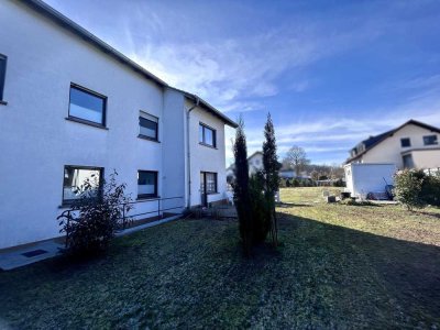 Charmantes Mehrfamilienhaus mit drei Wohneinheiten – Modernisiert & bezugsfertig!