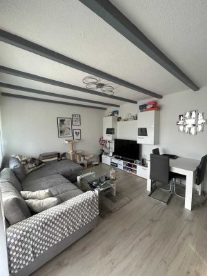 Charmante 3-Zimmerwohnung mit Terrasse & Kamin