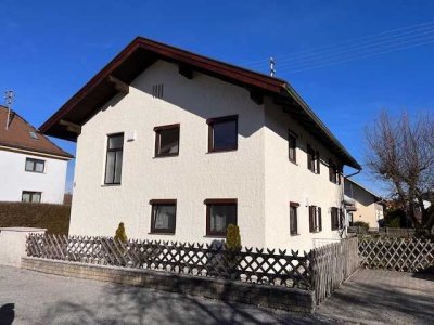 Helle 4,5-Zimmer-Etagenwohnung mit Terrasse, Garten, Einbauküche in Peißenberg