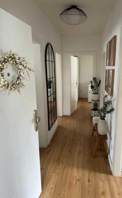 Schöne 3-Zimmer-Wohnung in ruhiger TOPLAGE mitten in Frankfurt sucht neue NACHMIETER zum 01.07.2024