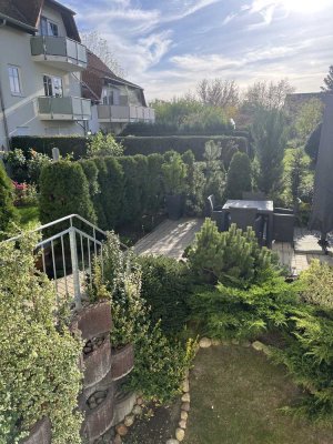 Modernisierte 3-Raum-Wohnung mit eigenem Garten und Einbauküche in Leipzig