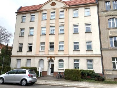 Renovierte 2-Zimmer Wohnung in ruhiger Lage mit Balkon und Einbauküche