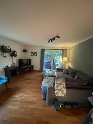 2-Zimmer Wohnung mit Terasse und eigenem Garten in Rissen