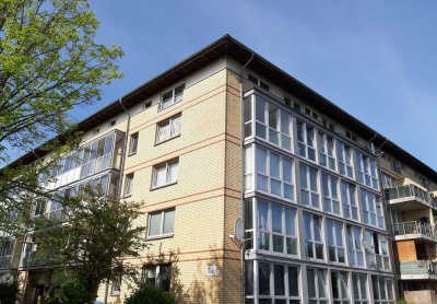 Sonnige 1,5-Zimmer-Dachgeschosswohnung in Vinnhorst mit toller Aussicht