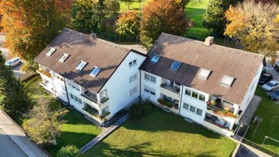 GUT GESCHNITTENE UND HELLE 2 ZIMMER-DACHGESCHOSS-WOHNUNG IN RUHIGER UND NATURNAHER IN STADTBERGEN
