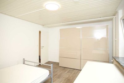 Möblierte 2-Zimmer-Souterrain-Wohnung in Karlsruhe