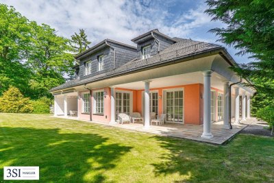 Luxuriöse Villa in Gießhübl: Stilvolles Wohnen mit Pool &amp; traumhaftem Garten!