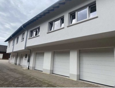 3 1/2 Zimmer-Obergeschosswohnung Großzügiges Wohnen in zentraler Lage!