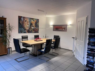 Gepflegtes 5-Zimmer Reihenhaus in Bonn-Ückesdorf mit Garten