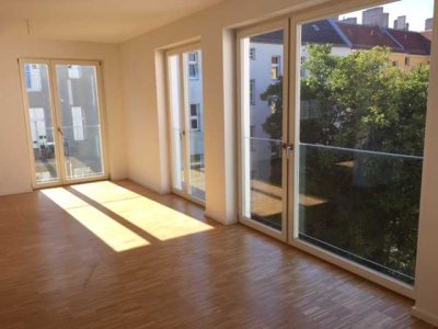 Sonnig, ruhig - Penthouse vom Feinsten, mittem im In-Kiez, bezugsfrei, Top-Ausstattung