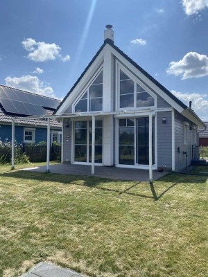 Provisionsfrei: Möbliertes Ferienhaus im skandinavischen Stil zur Eigennutzung oder Vermietung
