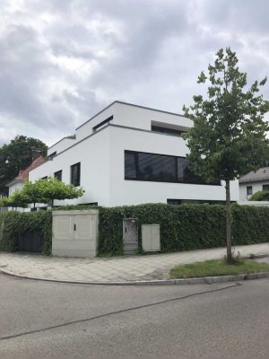 Topp Einfamilienhaus absolut ruhige Lage in Obermenzing
