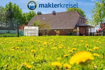Landhaus mit großem Grundstück in fast Alleinlage von Willmsfeld