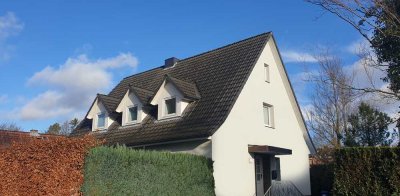 Geräumiges Familienhaus in Elbnähe